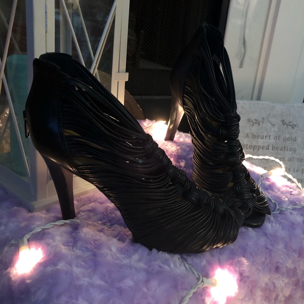 Gianni Bini black strappy heels